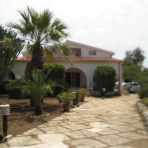 villa-barone.sicilyhotelsitaly.net/